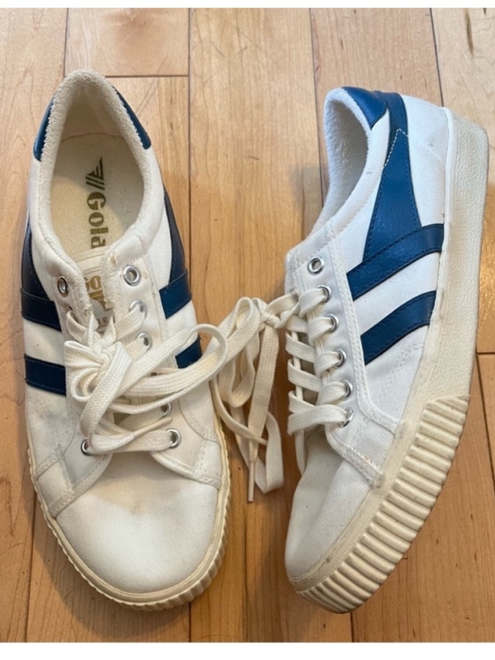 Gola Mark Cox White Navy Tennis Sneakers size nine (9)